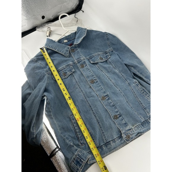 Wrangler Women's XL Blue Wash Vintage Denim Trucker Jacket Button Closure - Picture 10 of 10
